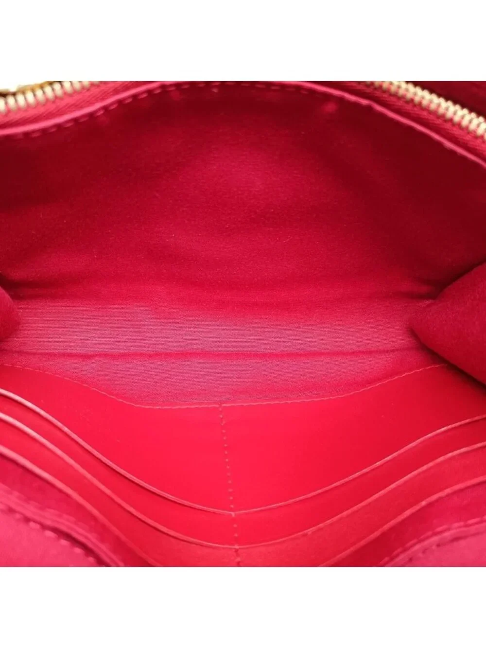 Louis Vuitton Belair Pomme D'amour Vernis Shoulder